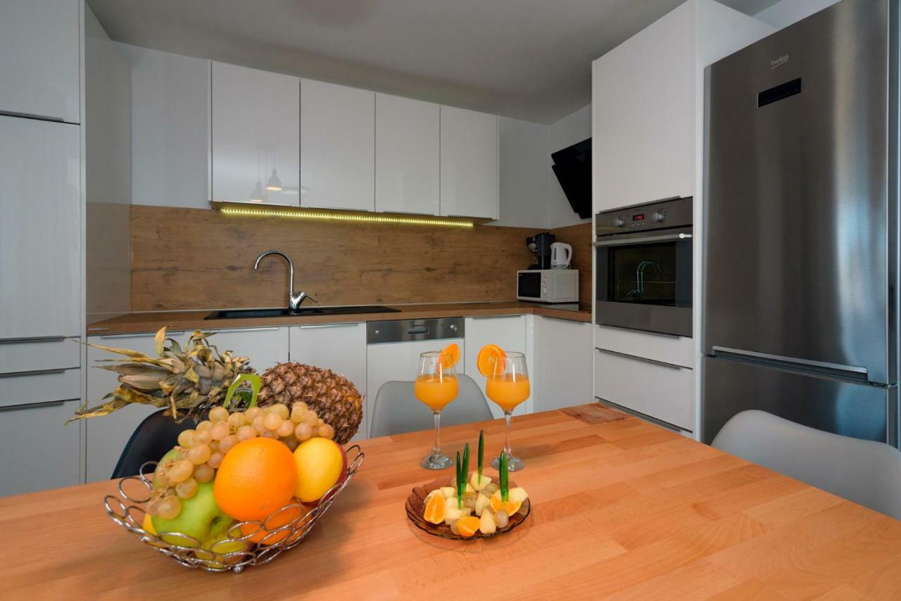 Apartments Magli Kastela Exterior photo