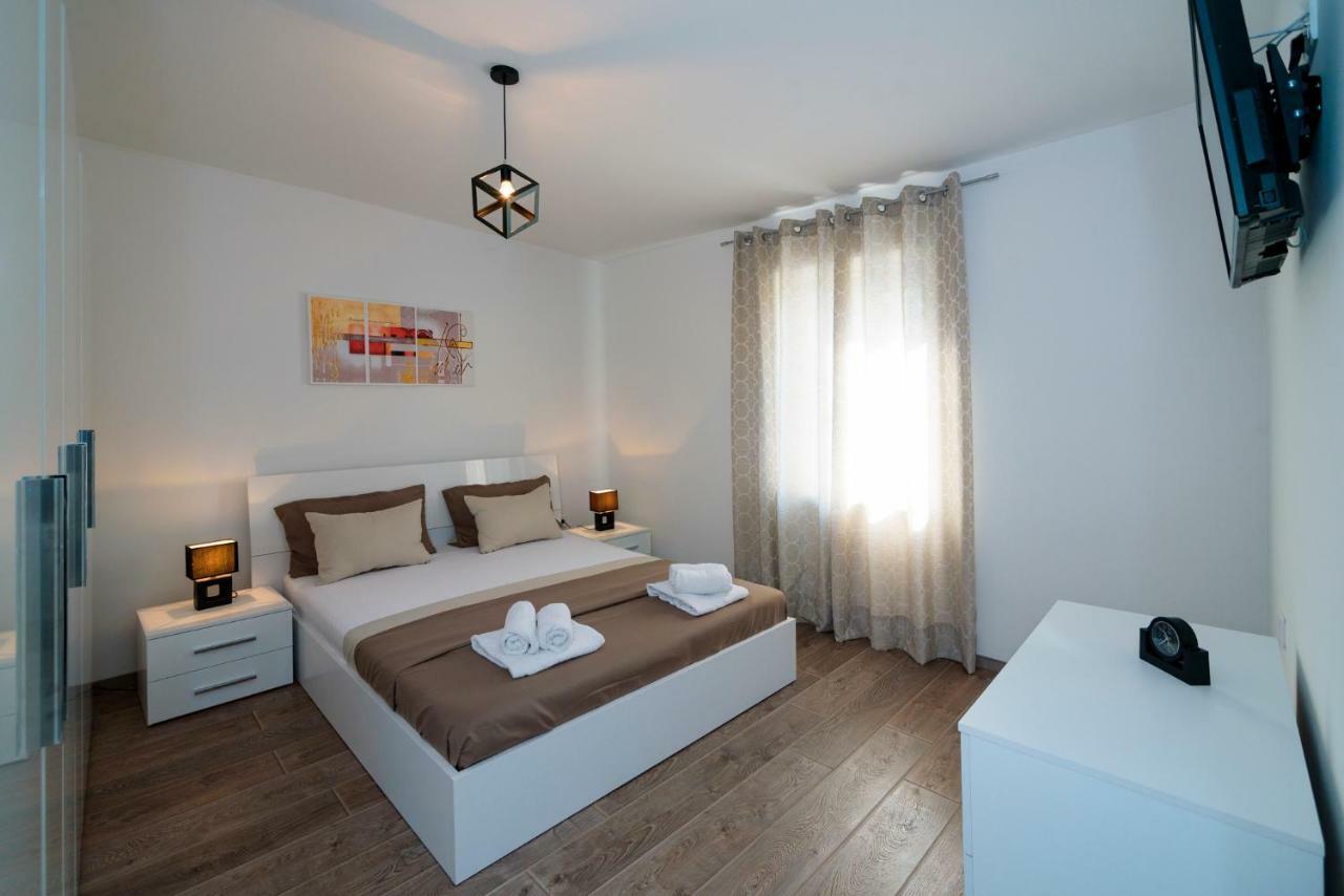 Apartments Magli Kastela Exterior photo